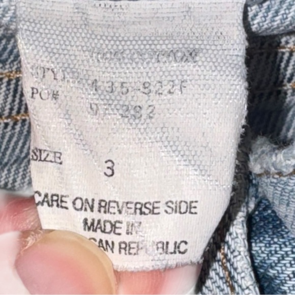 TRUE Y2K MUDD Cut off RAW hem short shorts Distressed light wash Denim Size 3 or - Picture 5 of 11